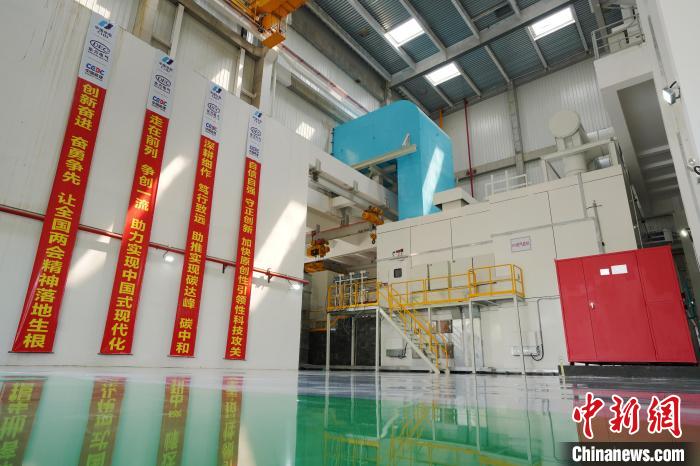 全国产化F级50兆瓦重型燃气轮机机组。　江南官网入口供图